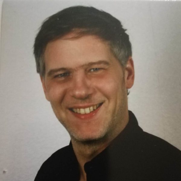 Dr. Niko Näther