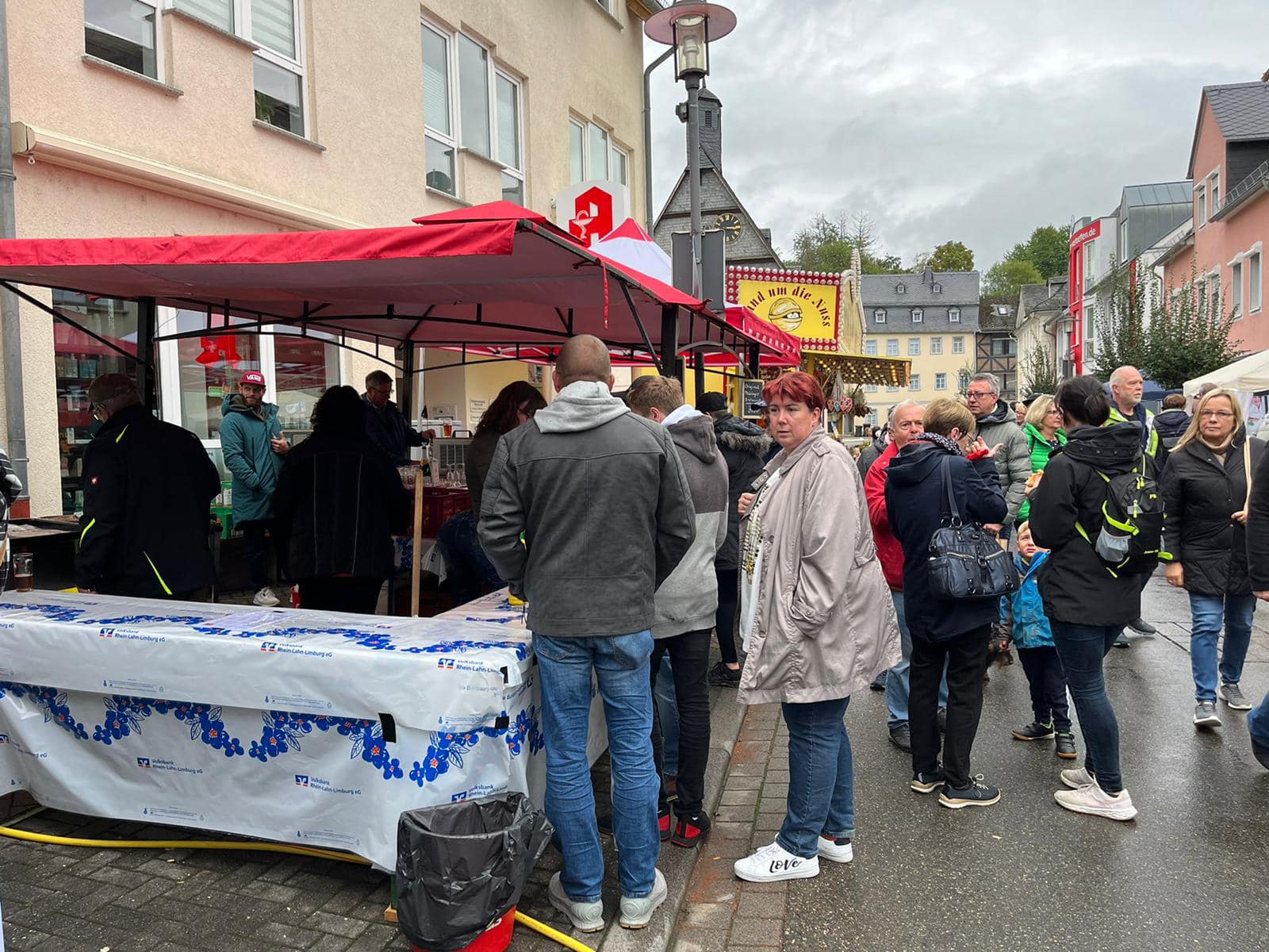 Blaufaerbermarkt-1
